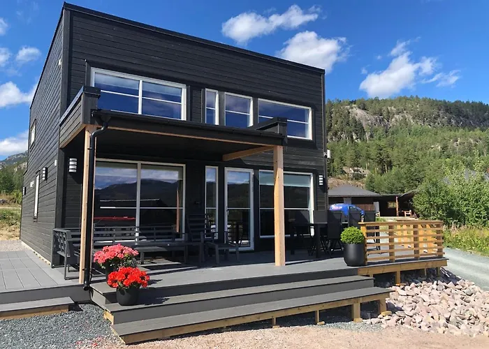 Hytte Naer Vannet, Jacuzzi Og Sauna